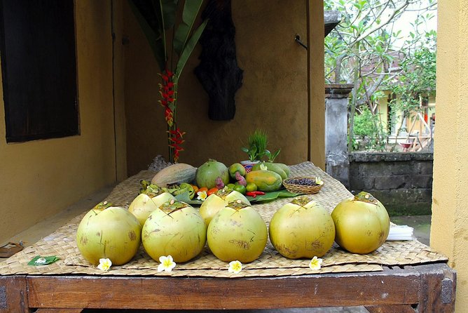 PRIVATE Ubud Market Tour & Balinese Cooking Class with Putu - What the five-hour schedule feels like