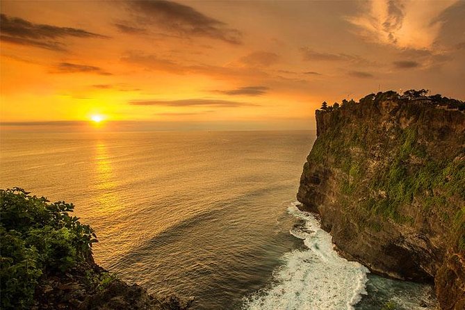 Private Uluwatu Temple Full-day Tour & Visit Padang-Padang Beach and Single Fin - Garuda Wisnu Kencana and the one-hour opening stop