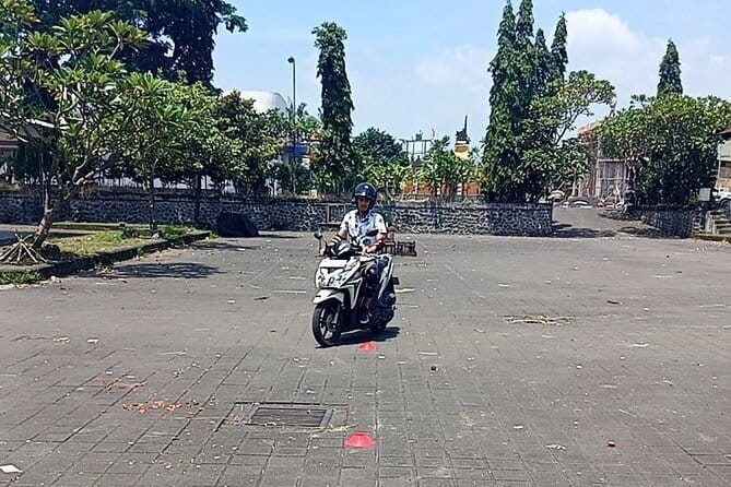 Scooter Lesson in Ubud - Why a Scooter Lesson Makes Sense in Ubud