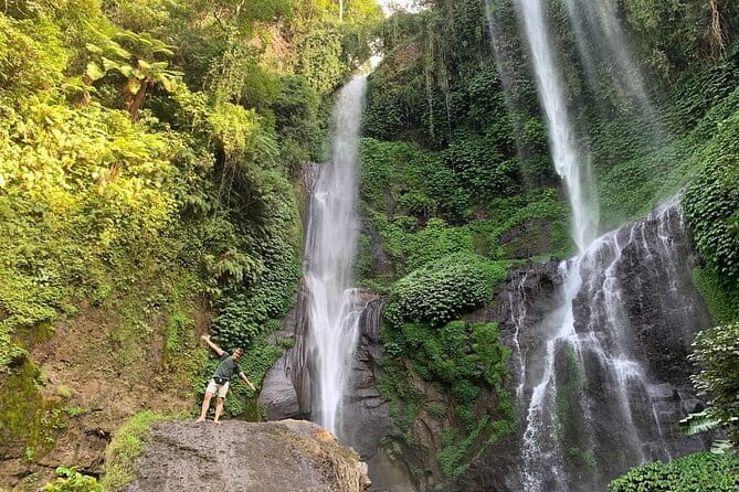 Sekumpul Waterfall All-Inclusive Tour with Guide and Transport - Timing, private groups, and booking cautions