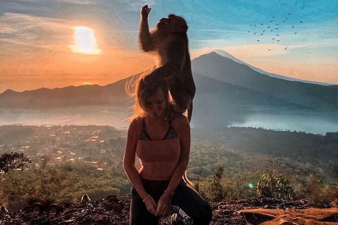 Sharing Batur Volcano Sunrise Trekking and Breakfast - Reaching the summit for sunrise