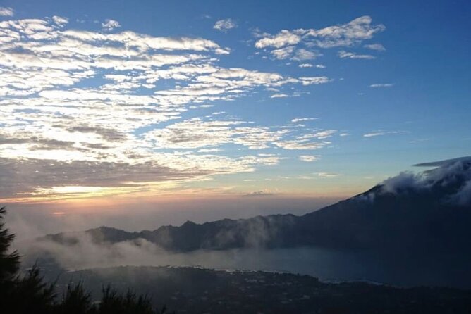Sharing Mount Batur Sunrise Trekking Guide Pick Up and Drop Off - Continuing around the crater
