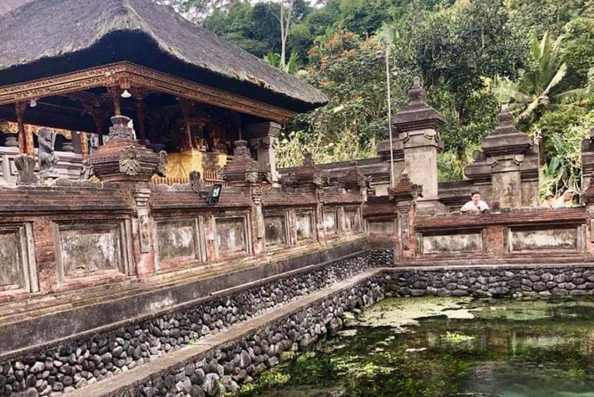 Skip the Line Tirta Empul Temple Entrance Ticket All Inclusive - Crowds, timing, and the meaning of skip-the-line