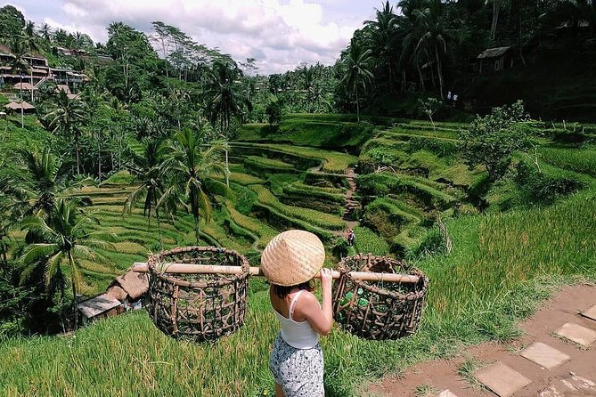 Skip-the-Line: Ubud Tour - All Inclusive Tickets - Batuan Temple and its carved stonework