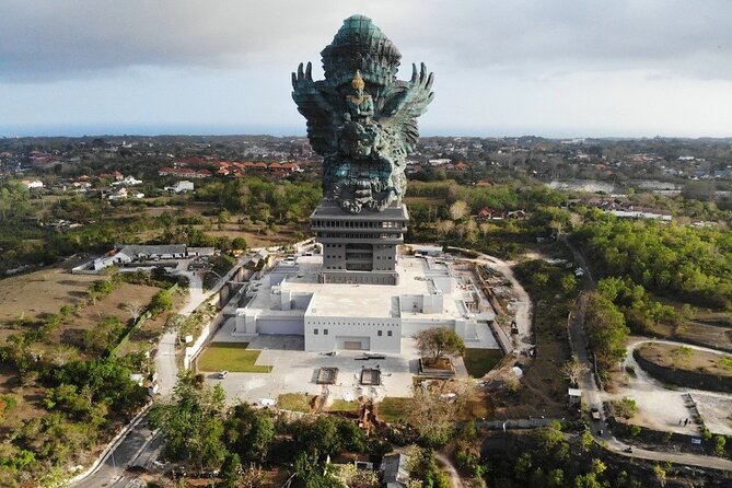 South Bali Tour: Watersport, GWK, Uluwatu Sunset, and Kecak Dance - Uluwatu Temple above the Indian Ocean