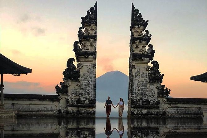 Sunrise At Heaven's Gate Lempuyang Luhur Bali - The three-hour stop at Virgin Beach