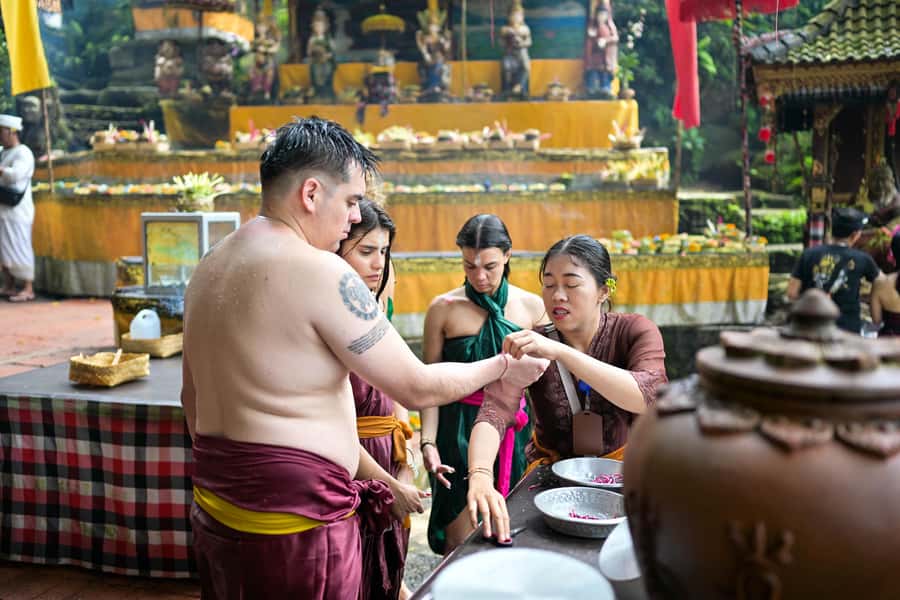 Taman Beji Griya Waterfall: Holy Bathing/Soul Retreat Ritual - Who should book Taman Beji Griya?