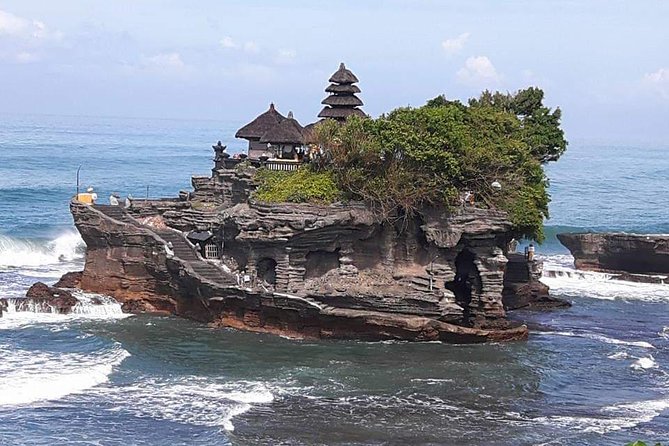 Tanah Lot And Ubud - Full Day Private Tour - One hour among the monkeys in Ubud