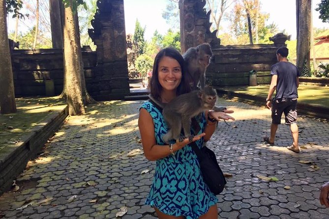 Tanah Lot Sunset and Monkey Forest Tour. - A late-afternoon route through three sides of Bali