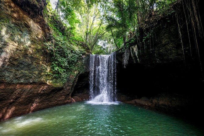 Top Bali Waterfalls: Suwat, Kanto Lampoe, Tibumana Waterfall - Why private transport makes sense in Bali