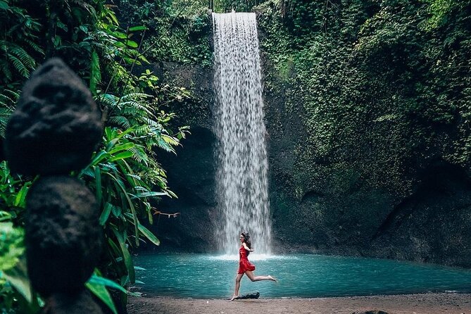 Trunyan Cemetery, Hot Spring, Penglipuran Village, and Waterfall Tour - Timing, pickup, and the practical details