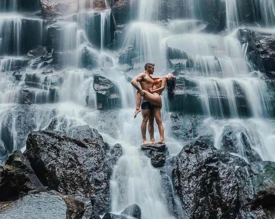 Ubud: 3 Spectacular Waterfalls In Ubud With Transfer - What the private driver adds