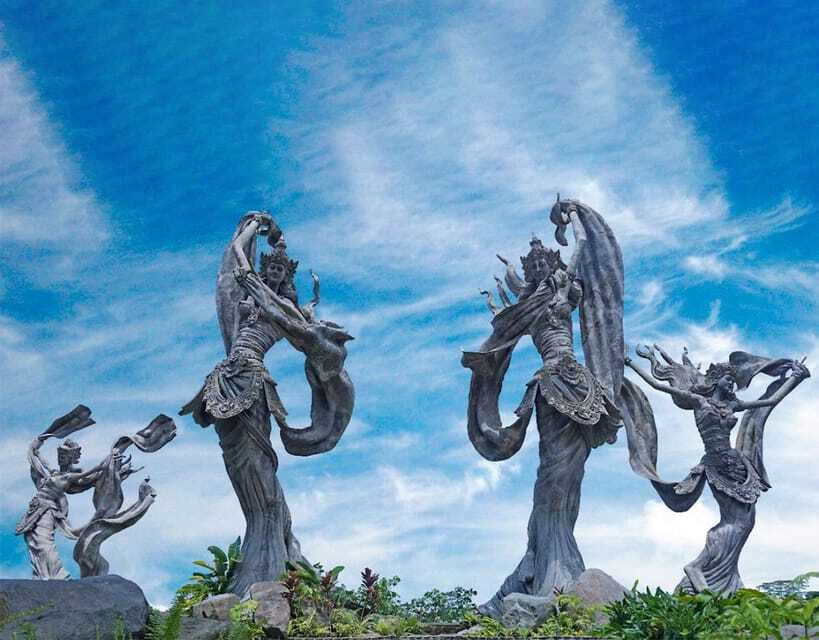 Ubud: Alas Harum, Tirta Empul, Tukad cepung, Dedari - What the private guide and car add