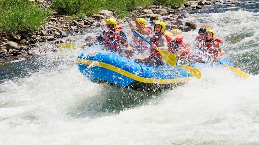 Ubud: Ayung River Rafting Include Lunch - The walk down to the Ayung River