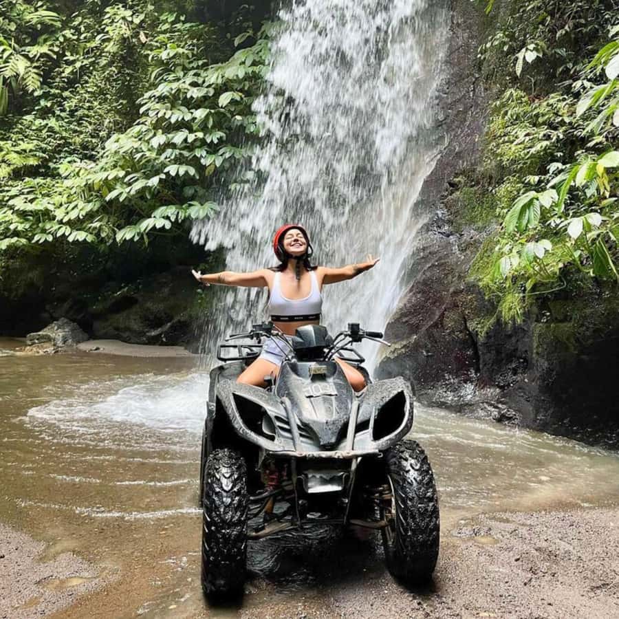 Ubud Bali: Kuber ATV Quad Bike with Long Tunnel & Waterfalls - Lunch, showers, and the practical finish