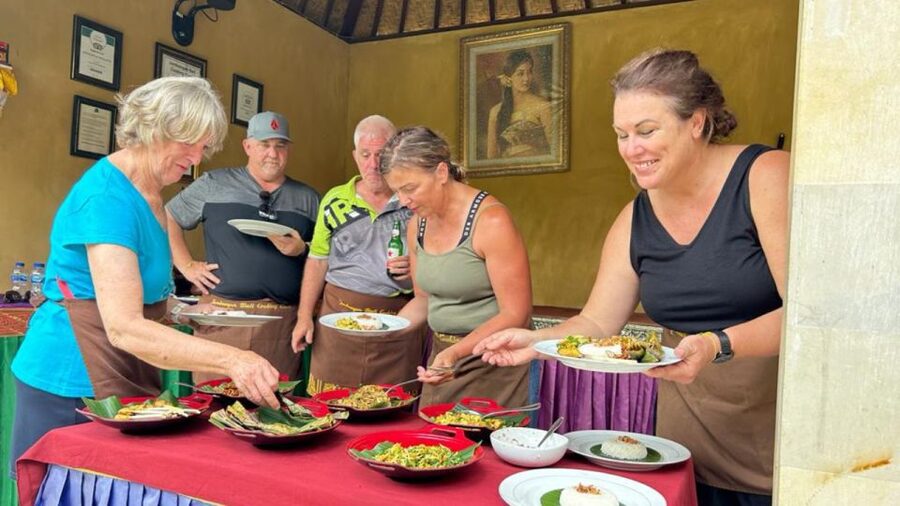 Ubud: Balinese Cooking Class with Hotel Transfers - Who will enjoy this class most