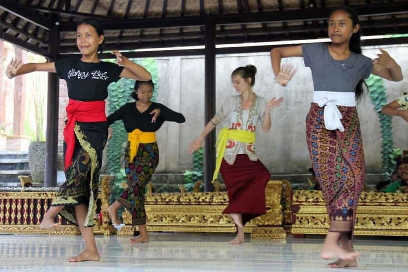 Ubud: Balinese Dance Class All Level with Pro Instructor - Practical Planning for Your Ubud Schedule