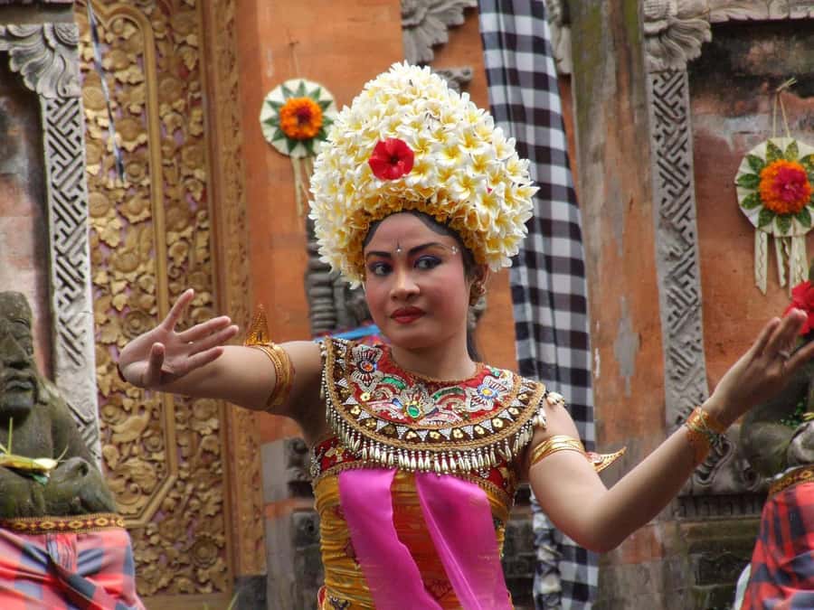 Ubud: Balinese Dance Class with Local Instructor - Key points to know