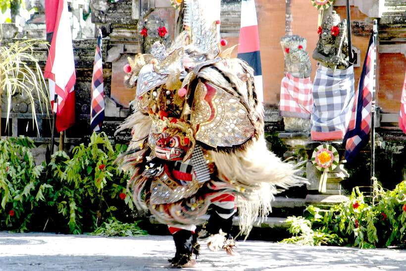 Ubud: Barong Dance and Keris Cultural Dance Show Tickets - Tips for making the most of the show