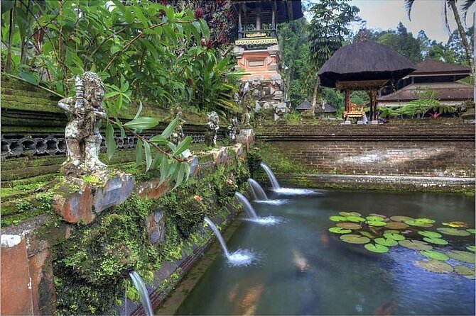 Ubud Best Tour - Ubud Traditional Art Market: room for shopping and people-watching