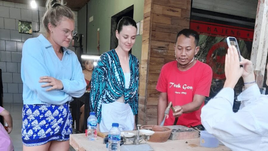 Ubud Center: Silver Class Experience with 7gr Hand Made - Who will enjoy 7gr Hand Made most
