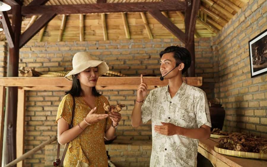 Ubud: Chocolate Workshop, Class & Tasting - Optional hotel transfers and the day’s timing