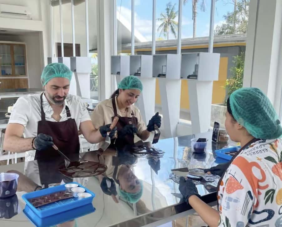 Ubud: Chocolate Workshop, Class & Tasting - What the one-hour chocolate class includes