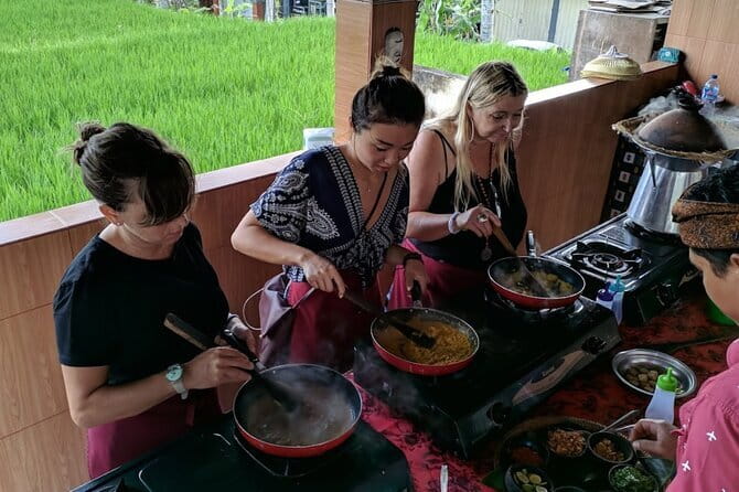 Ubud Cooking Class with Optional Market Visit Pickup Included - A fair look at the weak spots