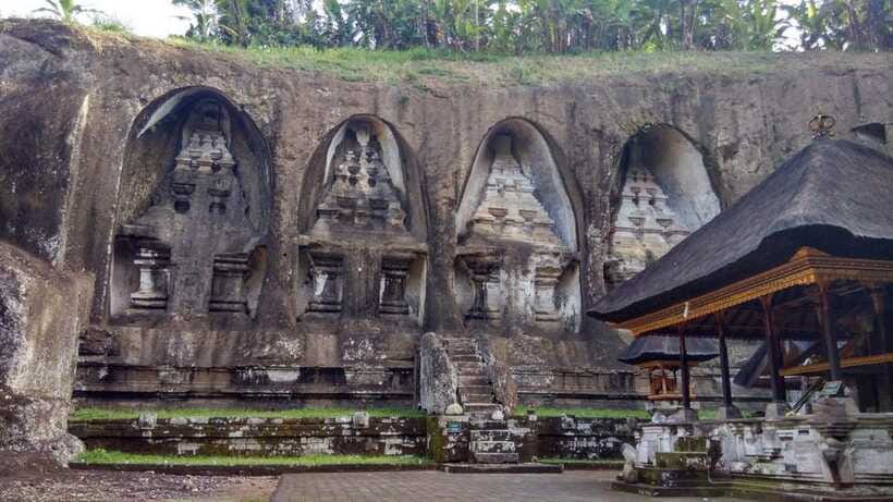 Ubud: Customised private day trip with personal driver - Monkey Forest, Barong dance, and art villages