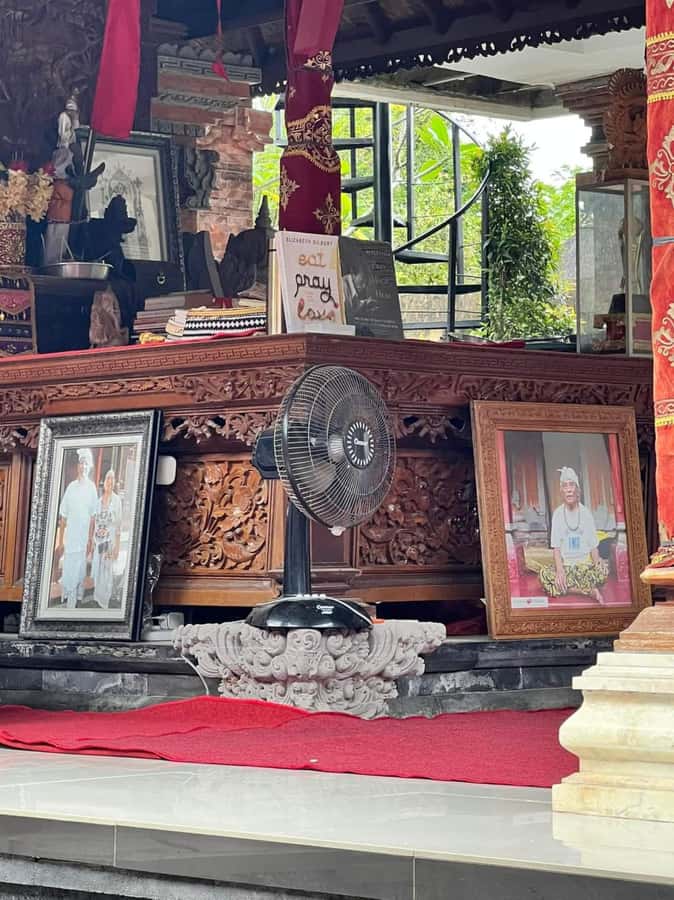 Ubud Experiences : Spiritual Escape Tour and Beji Waterfall - What to wear and how to behave at the temple