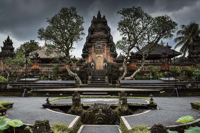 Ubud Explorer Private Day Tour - Allowing two hours at Tirta Empul Temple
