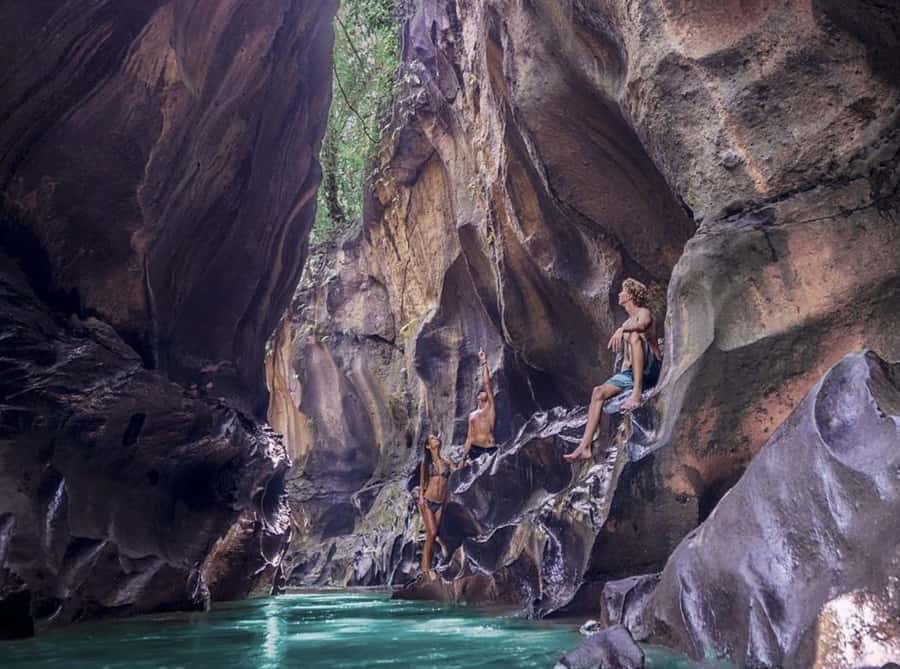 Ubud: Gorilla Cave Tunnel ATV & Beji Guwang Hidden Canyon - Shower, lunch, and a useful pause