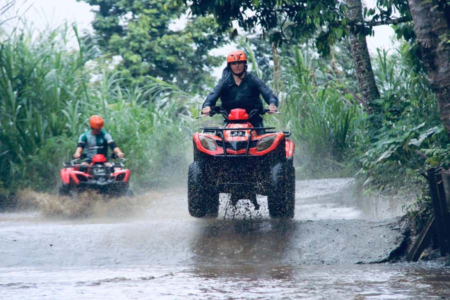 Ubud: Gorilla Face ATV Quad Bike Adventure with Lunch - Mud, showers, and the included lunch