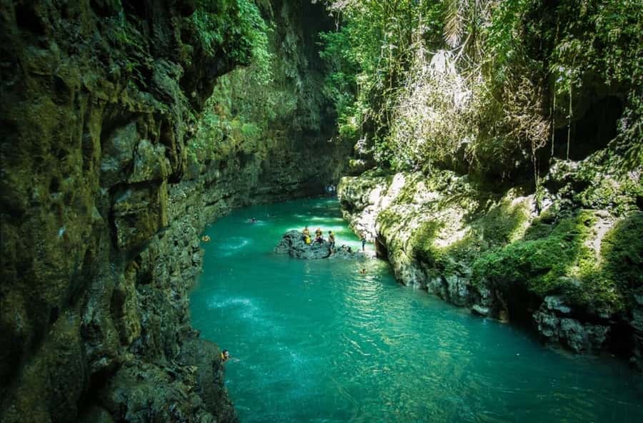 Ubud: Hidden Canyon Beji Guwang Guided Tour - The ride from Ubud to the canyon