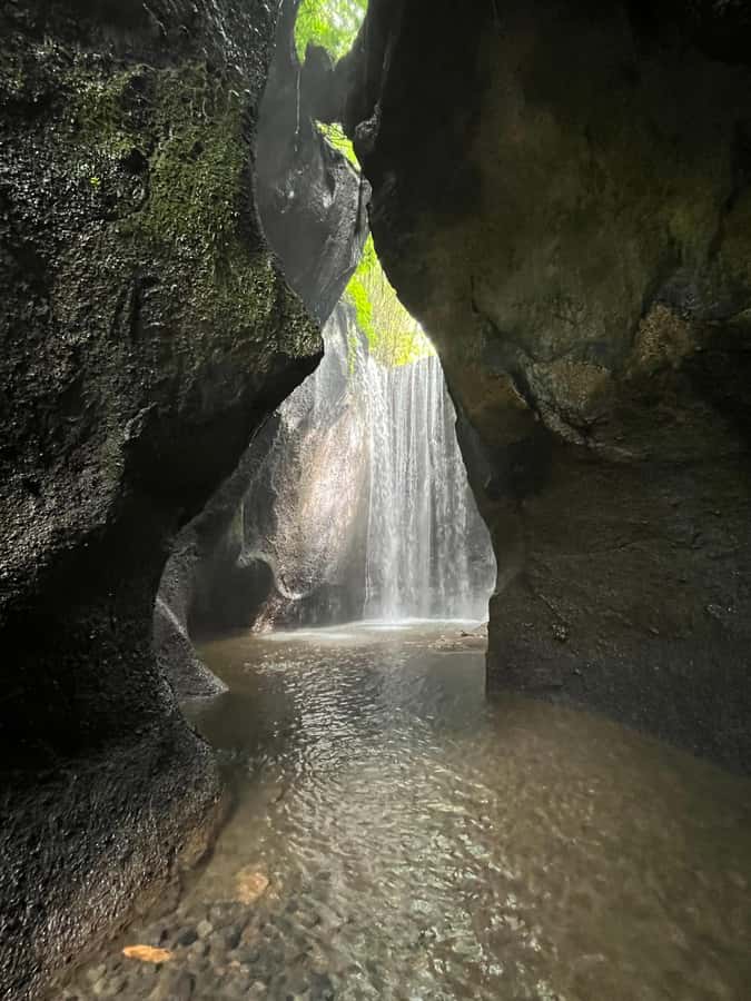 Ubud: Hidden Gems and Waterfalls Private Tour - Lunch can mean a volcano view or a simpler stop
