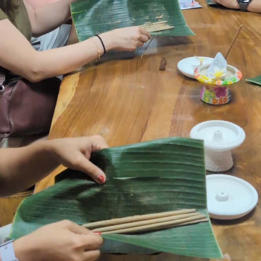 Ubud: Incense Making Workshop. Create Incense From Scratch! - Practical timing and comfort tips