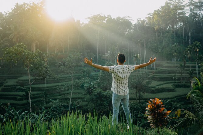UBUD Instagram Spot Tour with Photographer - Tegalalang Rice Terrace, the best natural backdrop