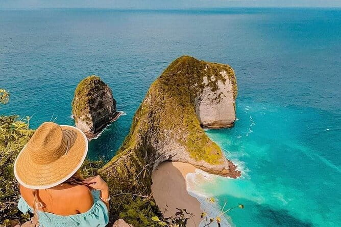 Ubud Jungle Swing - Monkey Forest - Water Temple - Waterfall - Tegenungan Waterfall, the day’s final nature stop