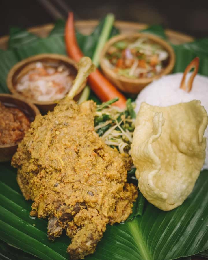 Ubud: Kanto Lampo Waterfalls, Jungle Swing, Rice Terrace - Who should book this Ubud tour?