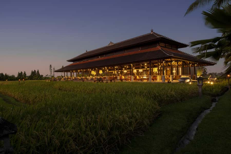 Ubud: Kecak Dance and Royal Balinese Dinner - How the two-hour schedule works