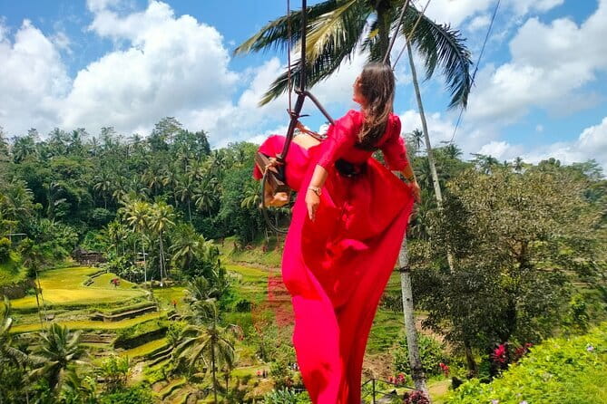 Ubud : Kintamani Downhill Cycling Tour with Lunch - A local school and a closer look at daily life