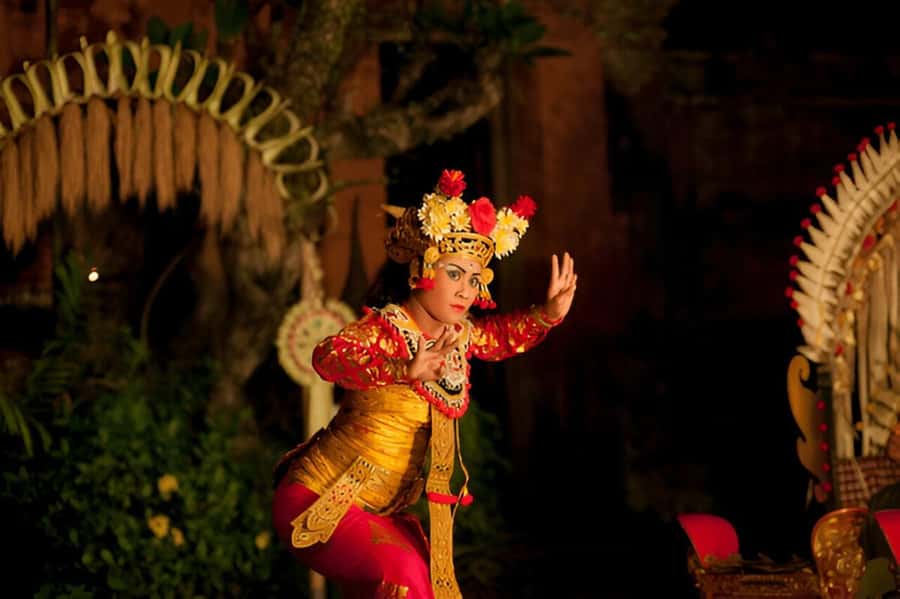 Ubud: Legong Lasem Or Ramayana Ballet Show Ticket - Who should book this performance
