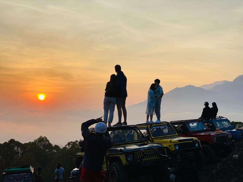 Ubud: mount.batur sunrise jeep with breakfast and hot spring - A Mount Batur sunrise without the long climb