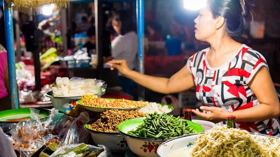 Ubud: Night Market Feast with Balinese Culinary Odyssey - A second market and time for local shopping