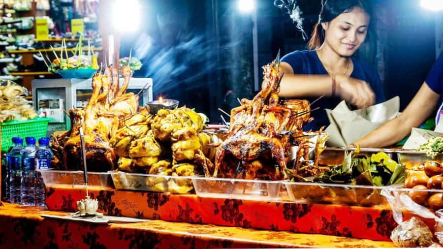 Ubud: Night Market Feast with Balinese Culinary Odyssey - Starting with Balinese coffee and herbal drinks