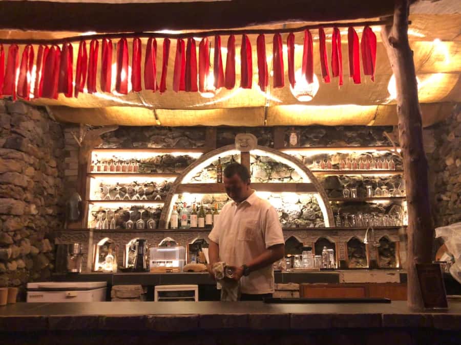 Ubud: Oracle of Spice Mystic Dinner Experience in Bali - Food choices for vegetarian, vegan, and halal diners