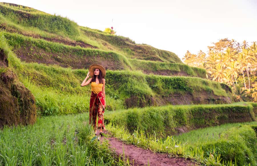 Ubud: Private All-Inclusive Tour with Lunch - Ubud Palace and the art market