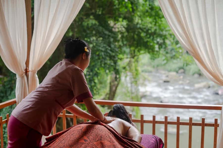 Ubud: Riverfront Massage & Flower Bath at Ayusha Wellness - Choosing between a flower, herbal, or citrus bath