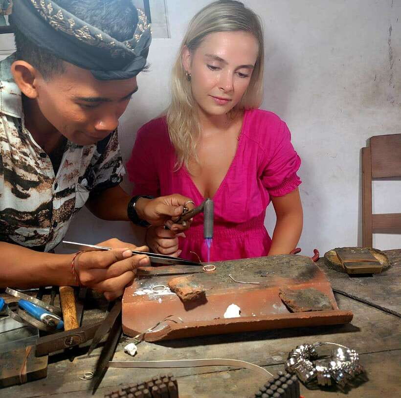 Ubud Silver Class: Unveiling the Secrets of Jewelry Artistry - Your first 15 minutes at Wayan Silver Class Ubud