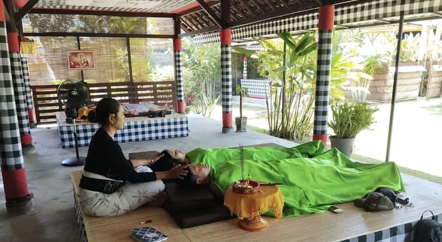 Ubud: Spiritual Cleansing, Palm Reading, & Trauma Healing - What is included and what you need